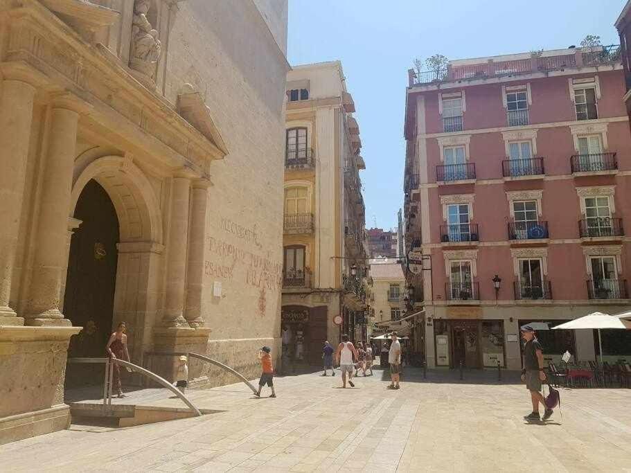 Dirdam Cascoantiguo -Roof Top -4 Min Playa Alicante Buitenkant foto